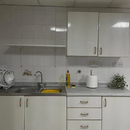 Seer Furnished Apartments صير للشقق المفروشة Abu Dhabi Buitenkant foto