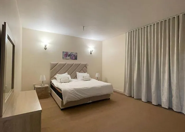 Seer Furnished Apartments صير للشقق المفروشة