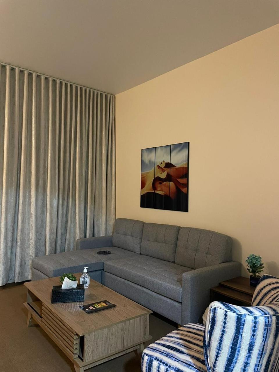 Seer Furnished صير للشقق المفروشة Apartment *